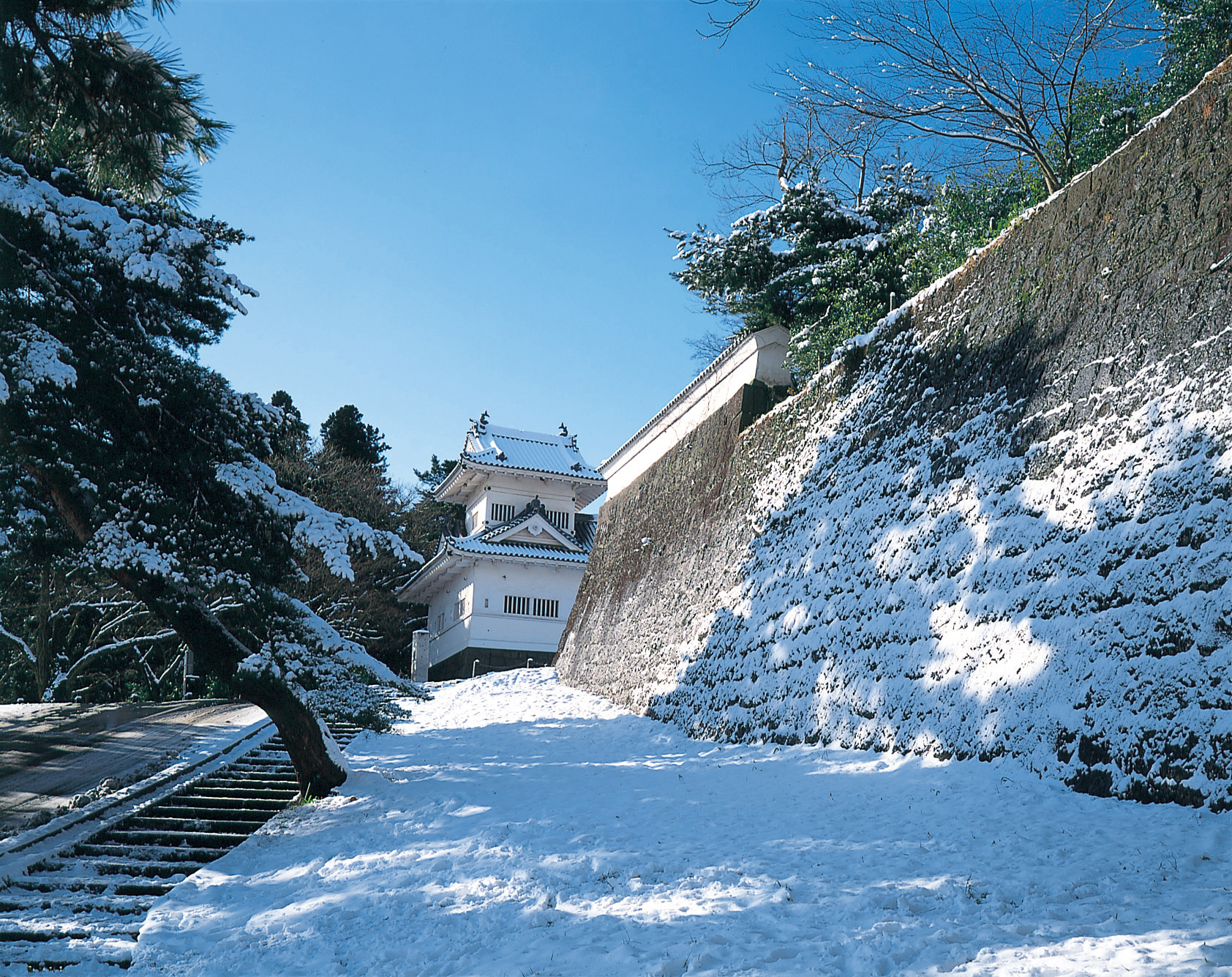 No.010281 仙台（青葉）城「雪の隅櫓」